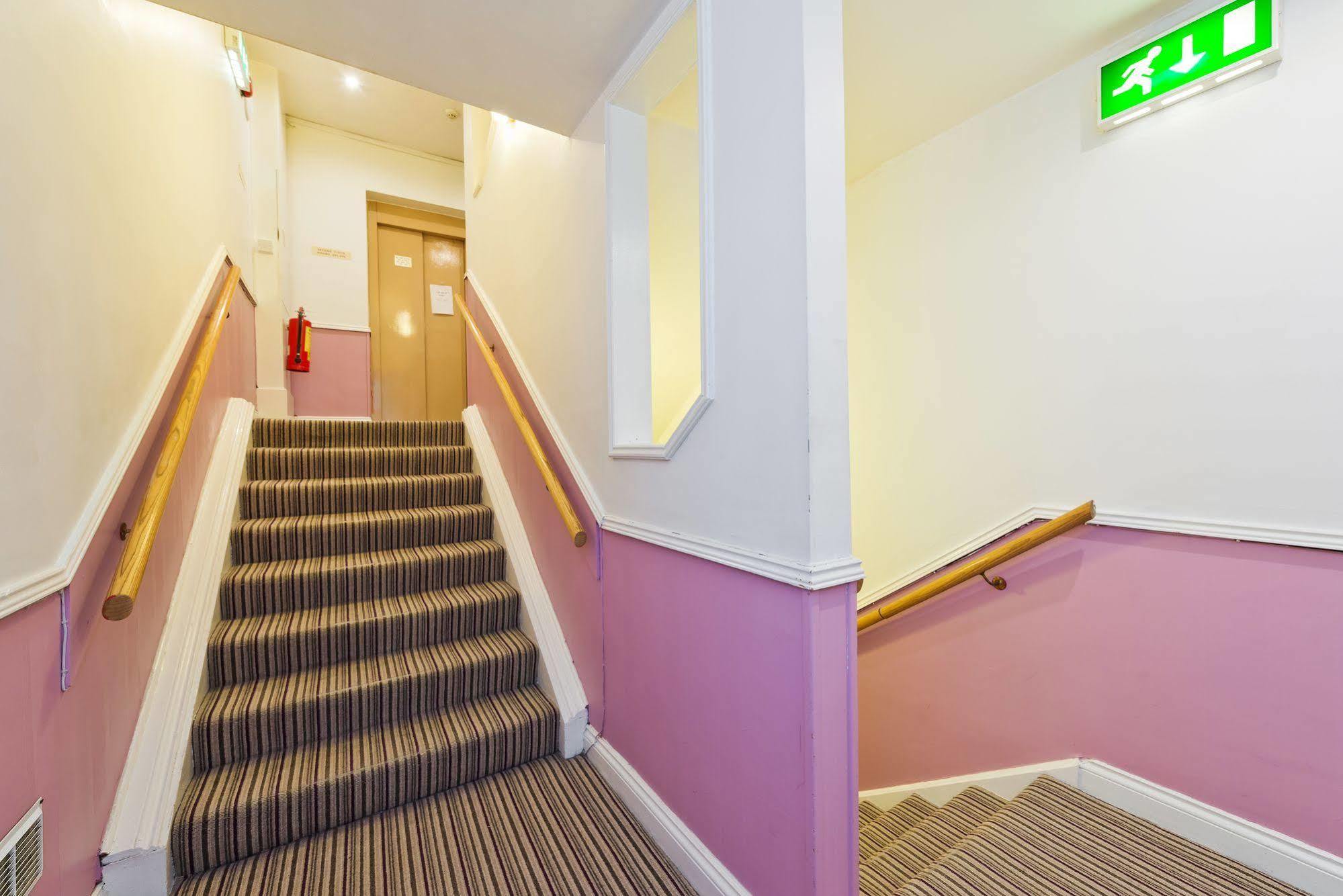 Temple Bar Townhouse 2* Dublin