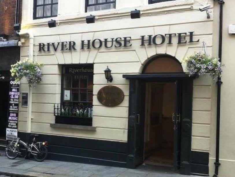 Temple Bar Townhouse Hotel 2*